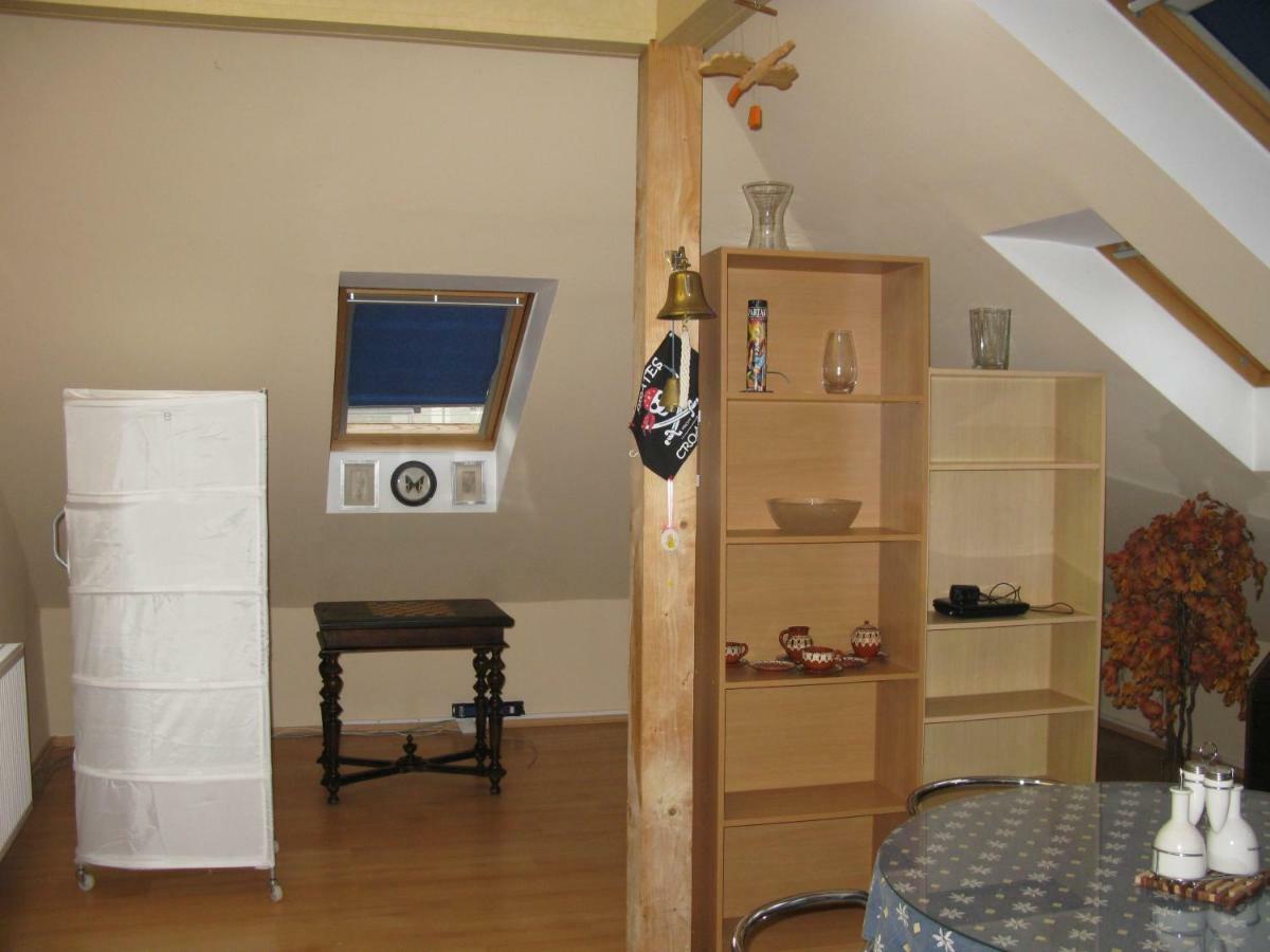 Appartamento Privát na Sihoti 1 Trenčín Esterno foto