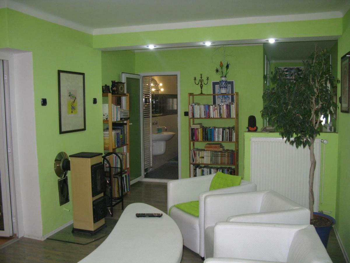 Appartamento Privát na Sihoti 1 Trenčín Esterno foto